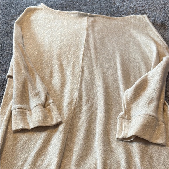 Apt. 9 Cream Blouse - Picture 4 of 5